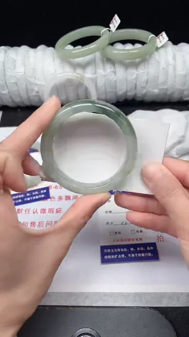 未镶嵌手镯石英质玉60-52/53