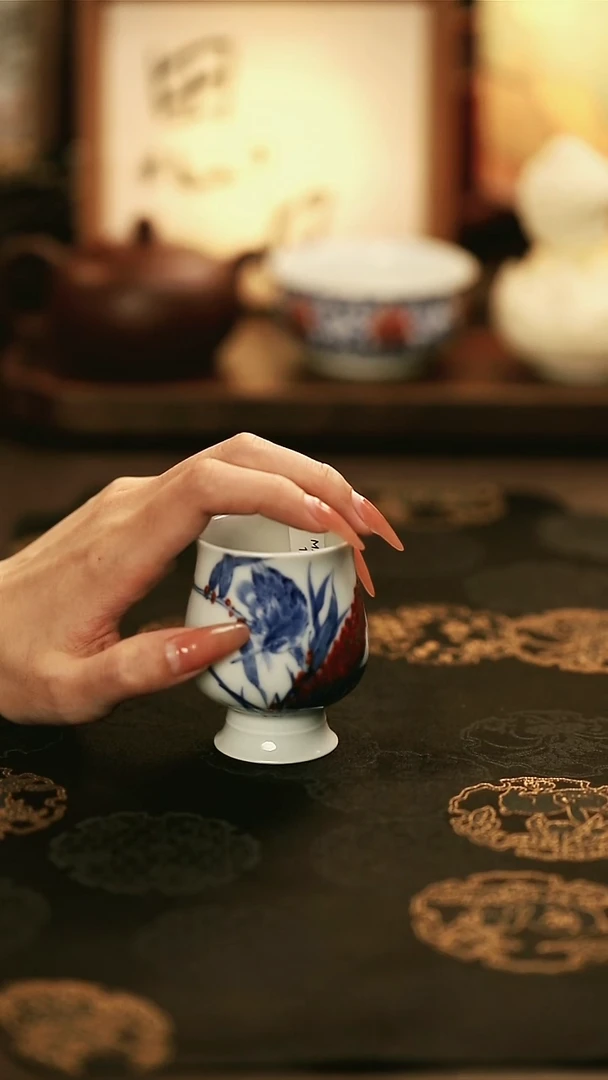 M2009/陶瓷青花釉里红单翠高足杯