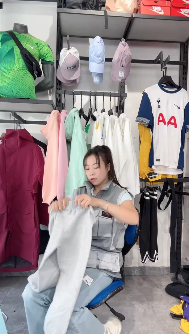 1533 编码 瑕疵款直播间过款为准 尺码