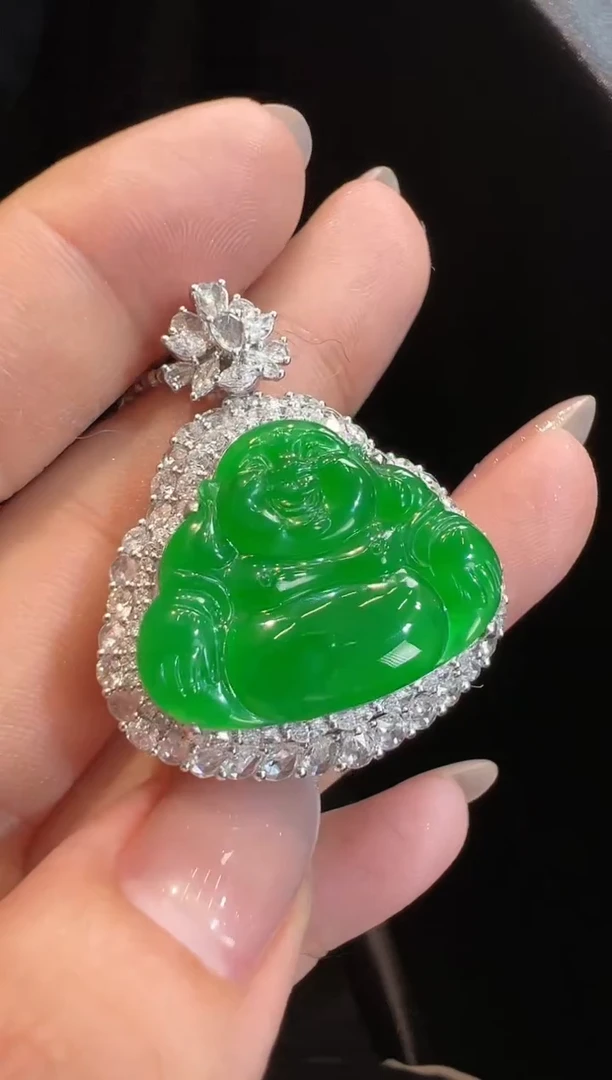 【闪购商品】翡翠颈饰18K金镶嵌吊坠