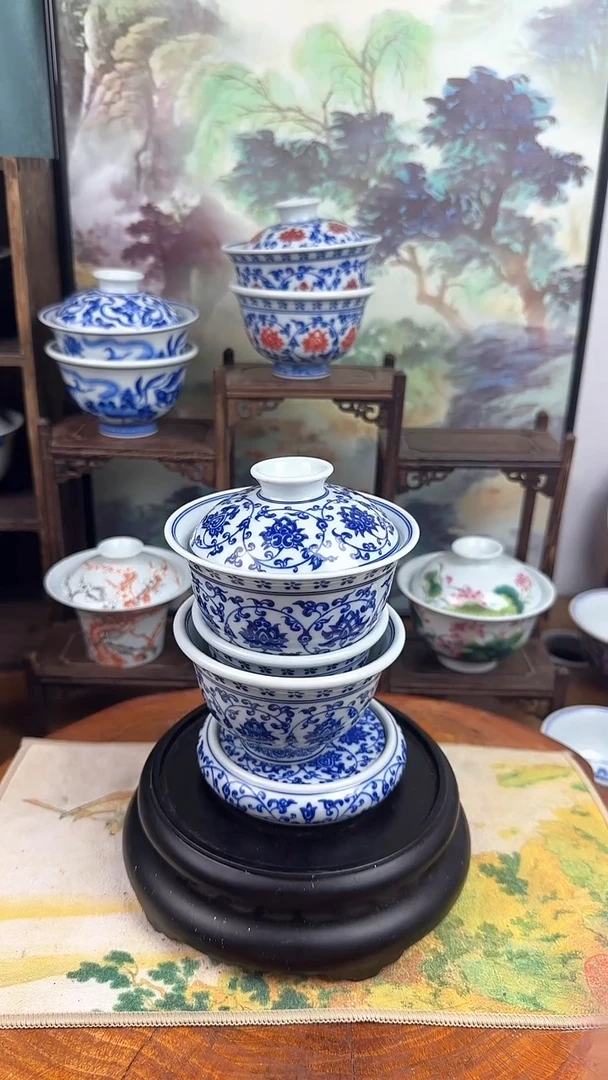 陶瓷青花缠枝莲四件套+