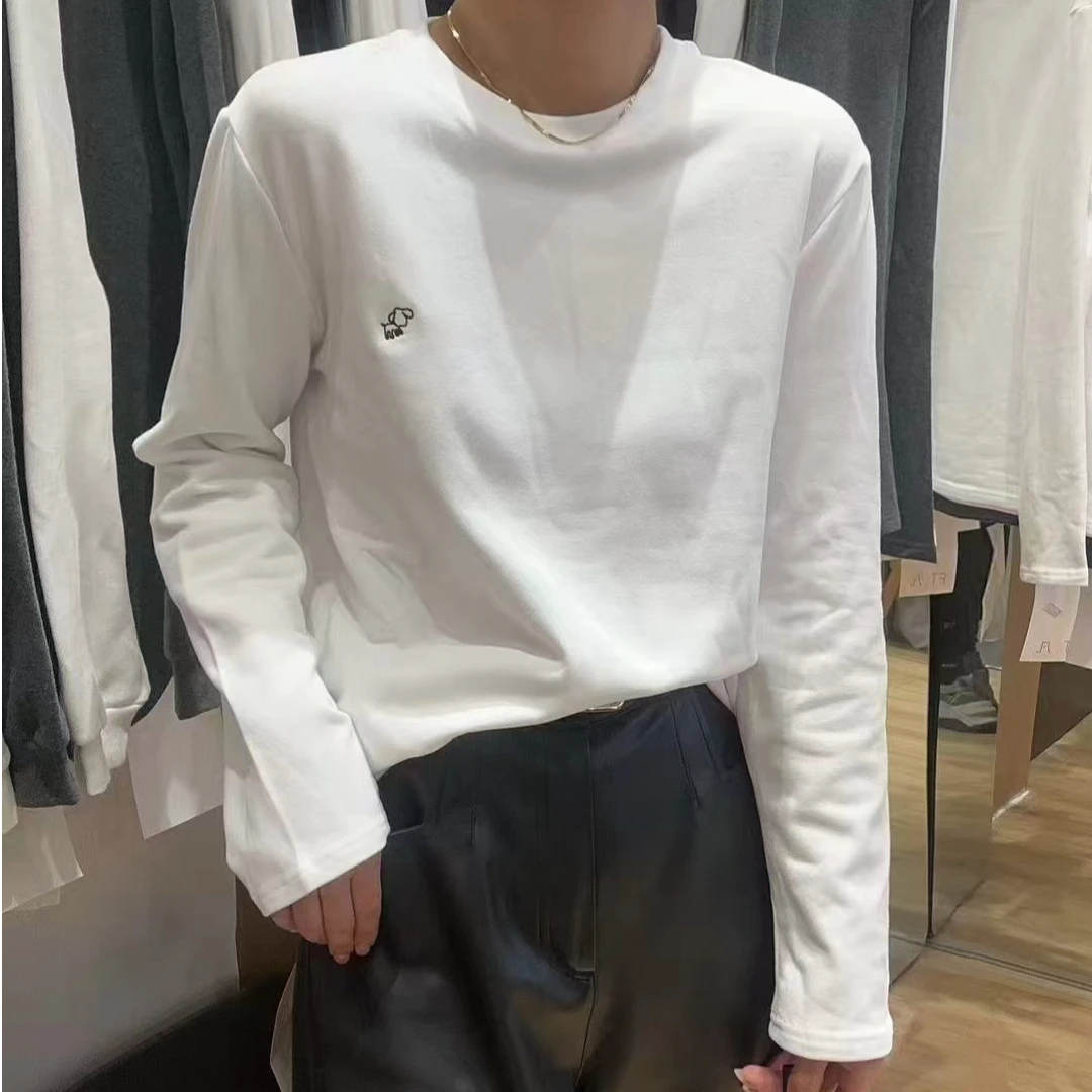 2340冬季新款内搭小个子基础宽松圆领小刺绣打底长袖T恤女