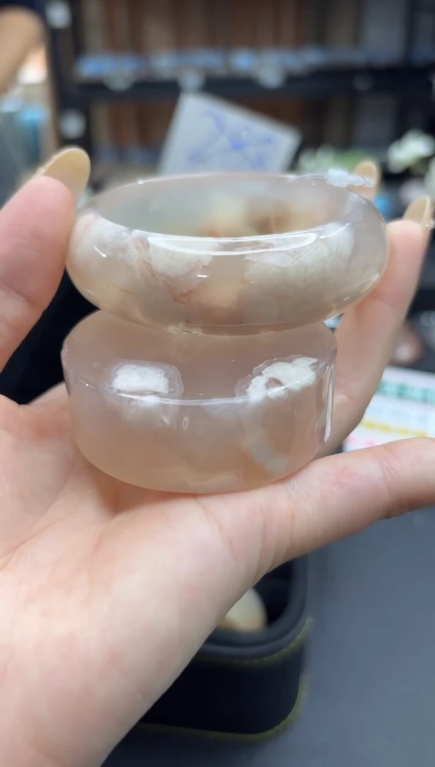 未镶嵌手镯石英质玉C175(55圈赠送镯心)