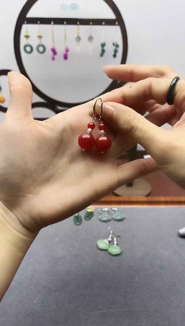 银S925镶嵌南红玛瑙耳饰828000