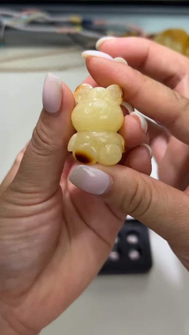 裸石琥珀未镶嵌琥珀蜜蜡吊坠