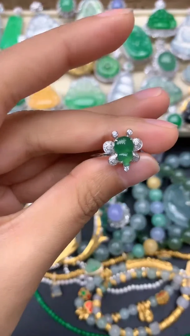 【闪购商品】翡翠戒指18K金镶嵌37-中国好珍宝