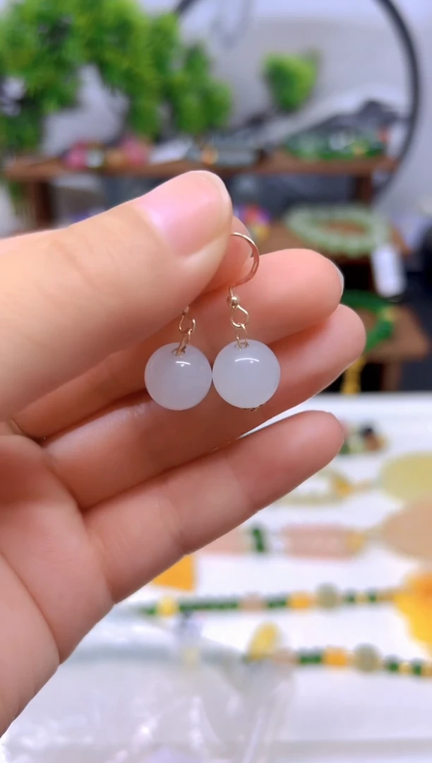 和田玉14K金镶嵌耳饰E04