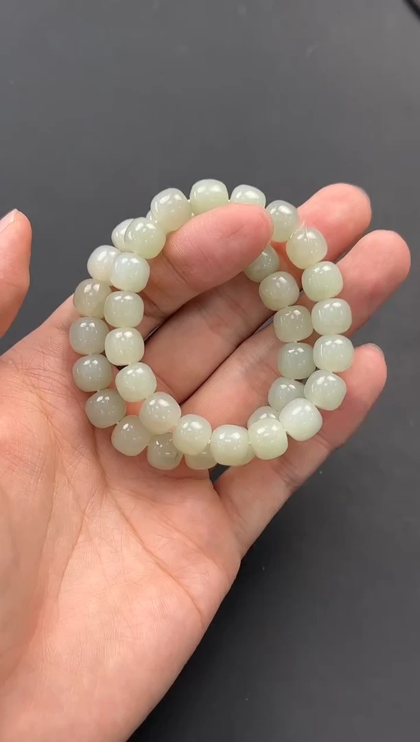 未镶嵌手串和田玉福利且末青白老型卡10微色差 多样性拍一发一 裂