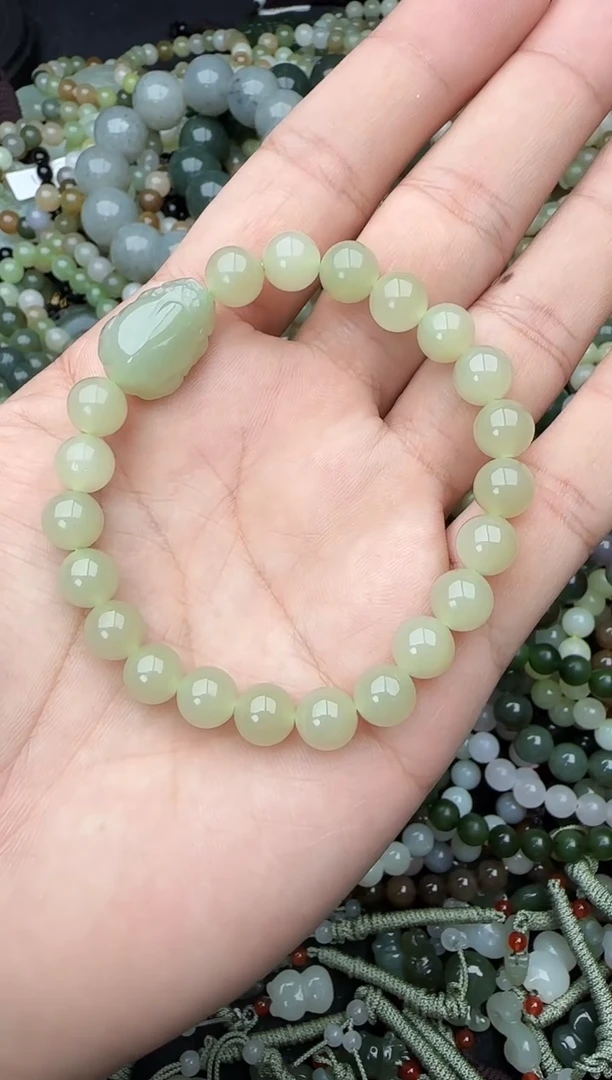 颈饰未镶嵌和田玉拍一发一