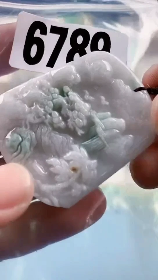 【闪购商品】翡翠挂件未镶嵌天然翡翠吊坠挂件