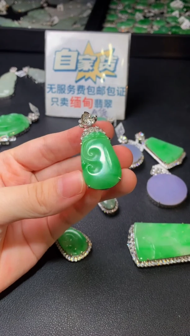 颈饰银S925镶嵌翡翠翡翠