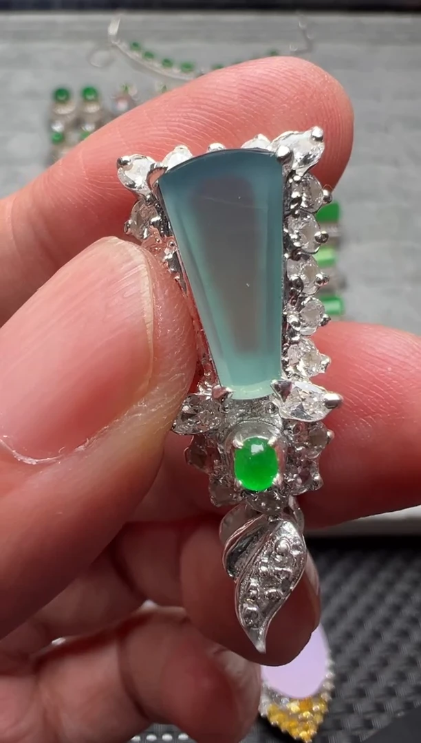 未镶嵌定制翡翠缅甸A货翡翠