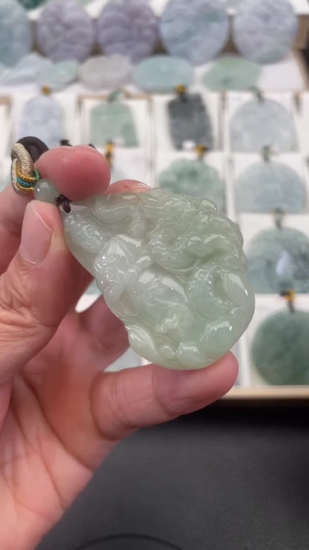 颈饰未镶嵌翡翠天然缅甸翡翠A货175