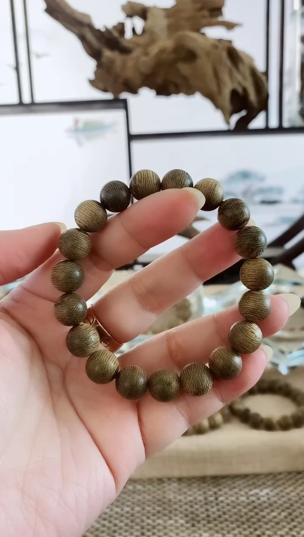 沉香手串正区文莱老黑棋11+MM单圈