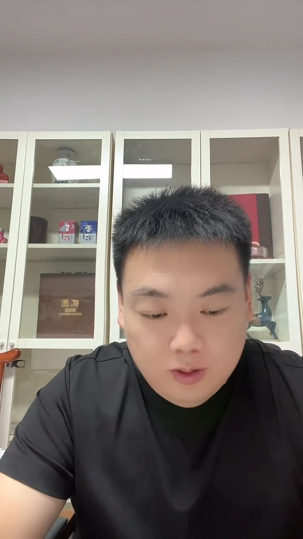 055  背绿沙 豹子号  无4 十张 一张狮子号 封装