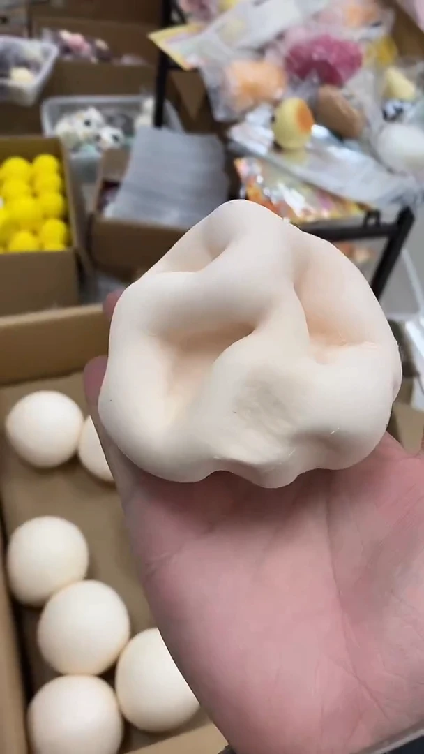 粉色大球新批次默认大瑕疵，可能不完全回弹