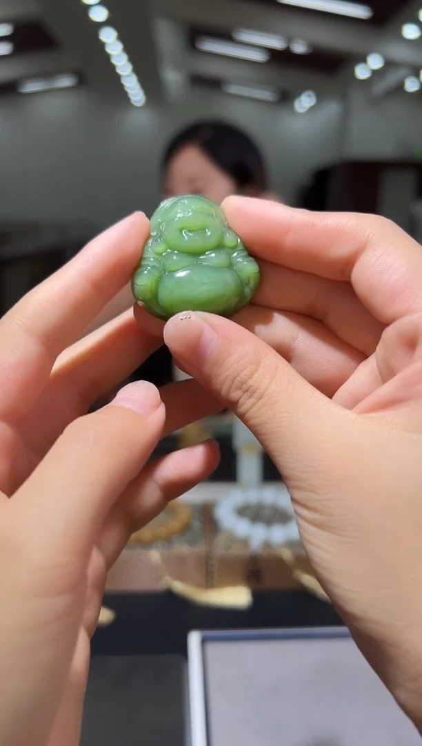 未镶嵌和田玉把件佛公