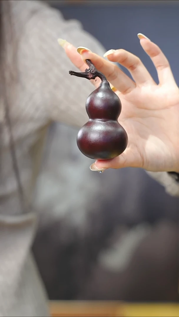 【闪购商品】XH163大漆精致小手捻(未开口）