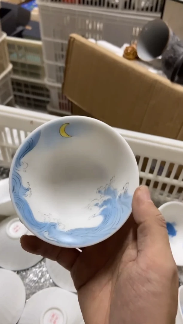 无运费险有瑕疵的摄影的产品有使用过的痕迹有点脏介意勿拍