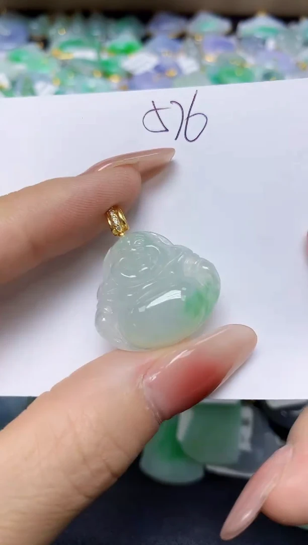 翡翠未镶嵌颈饰 天然缅甸翡翠A货