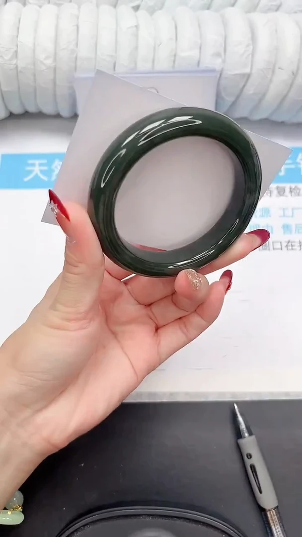未镶嵌手镯和田玉129-59.3DB