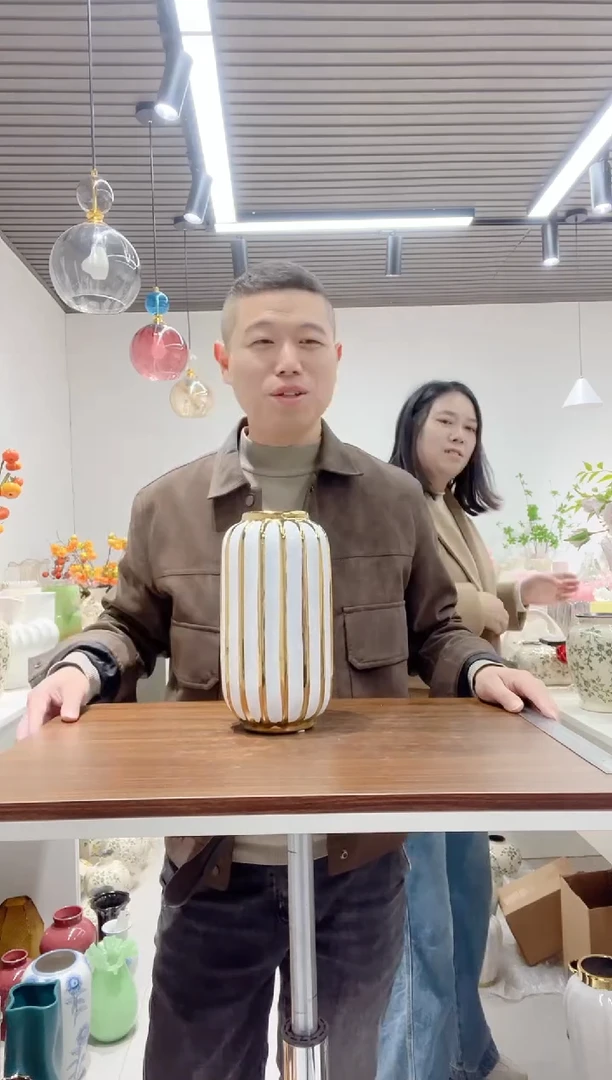 尾货清仓电镀灯笼白金