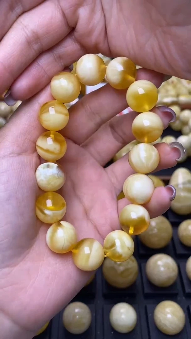 【闪购商品】琥珀裸石未镶嵌葵. 52