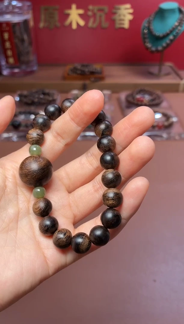 沉香手串沉水富森红土瘿子瘤疤10配芽庄瘿子瘤疤白棋18顶珠单圈