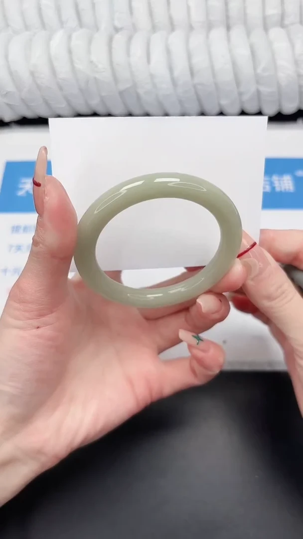 未镶嵌手镯石英质玉4-55.4DY