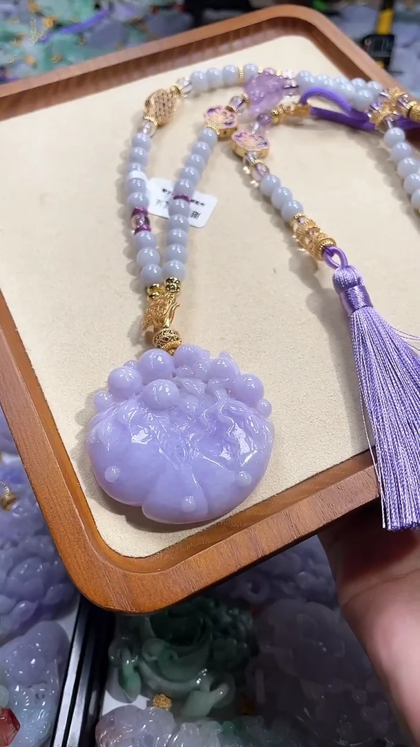 【闪购商品】翡翠颈饰未镶嵌吊坠