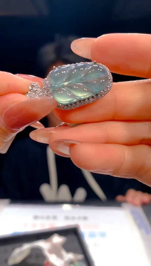 【闪购商品】定制翡翠未镶嵌20定制翡翠-多样性发货（发其一）