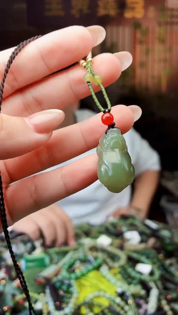 颈饰未镶嵌和田玉拍一发一多样性发货