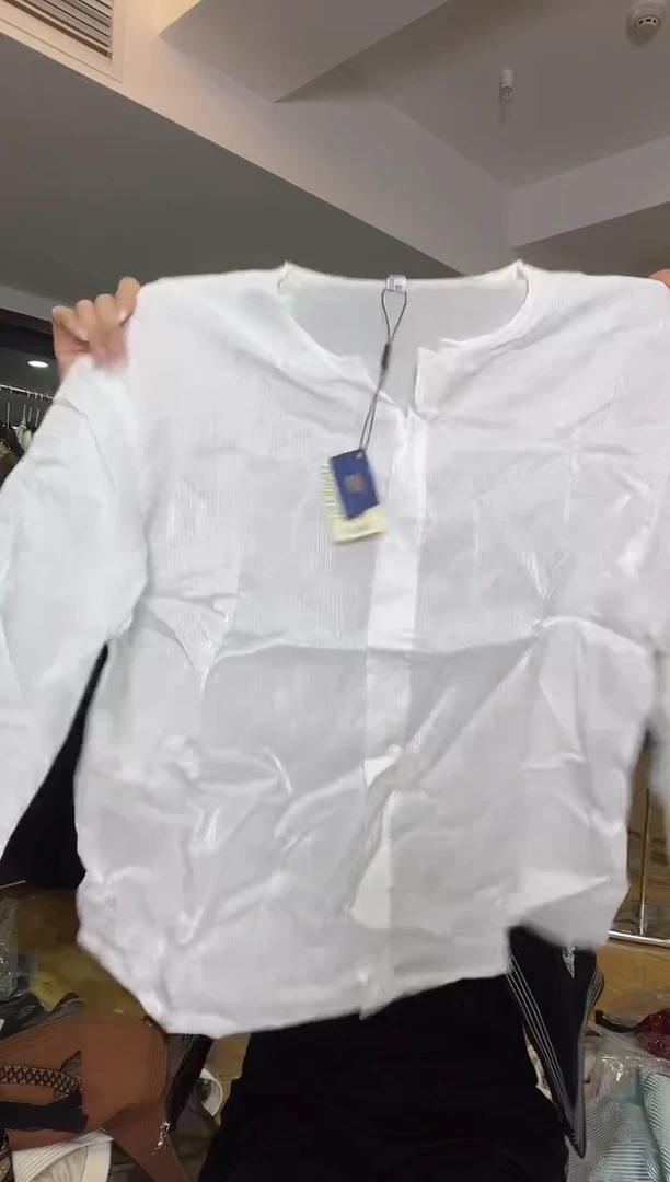 XL码      115-125斤   衬衣