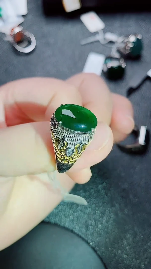 银S925镶嵌戒指翡翠翡翠