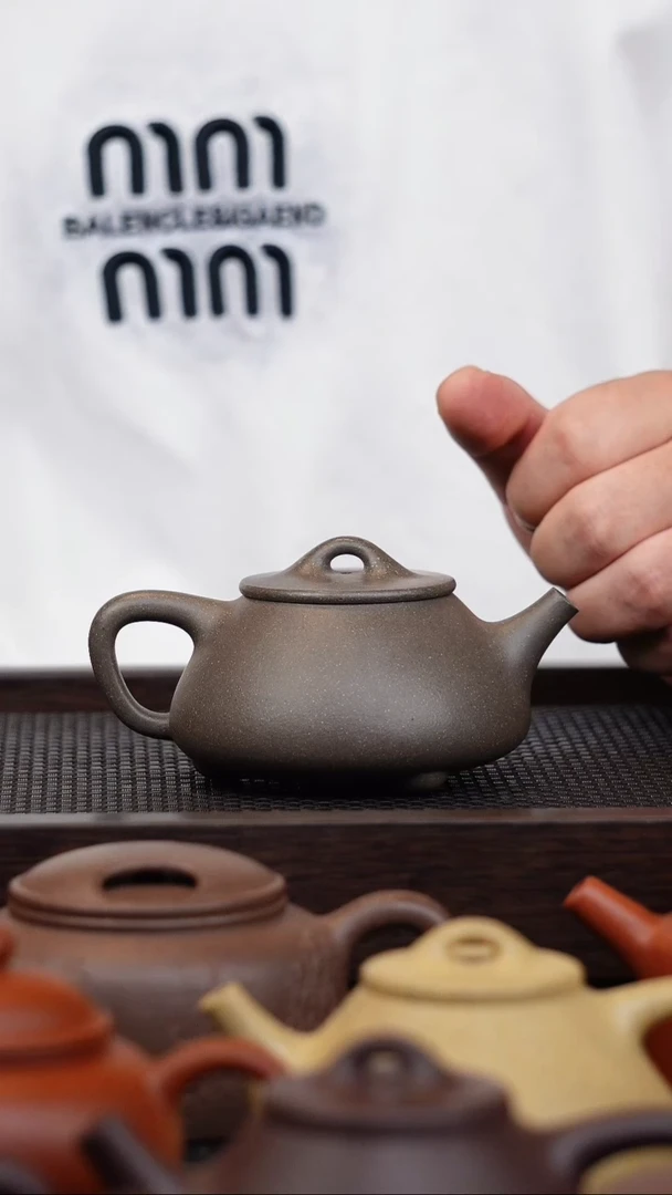 茶壶紫砂微瑕清灰段平盖170cc