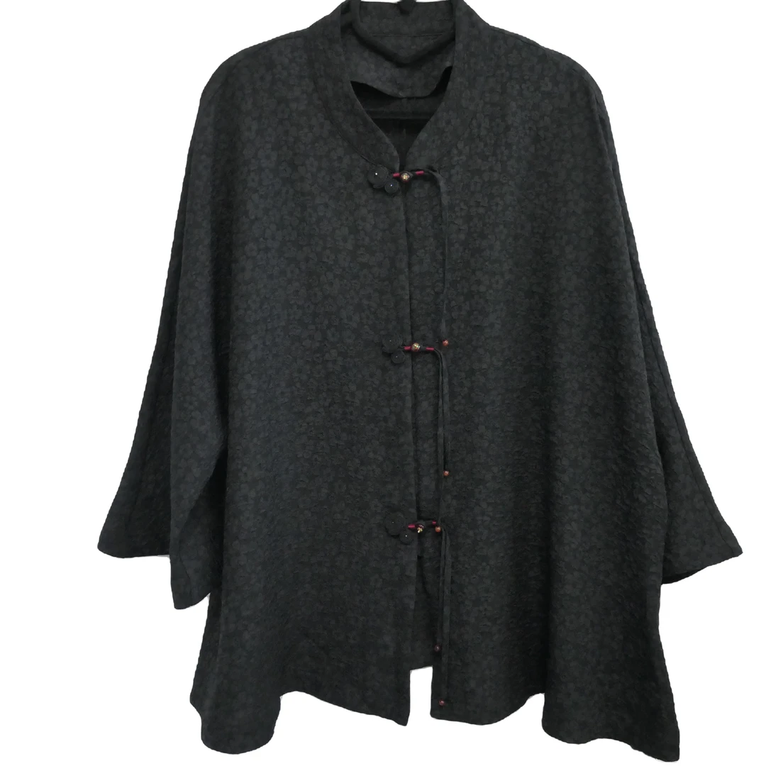 XQ-2338.黑色冠乐皱外套