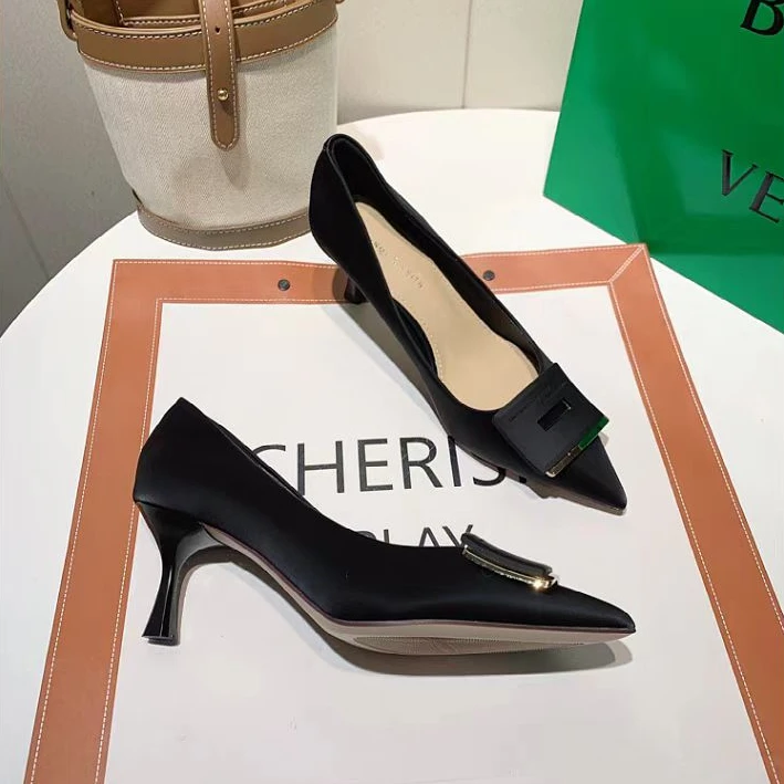 961-29 新款法式小跟气质细跟尖头百搭单鞋