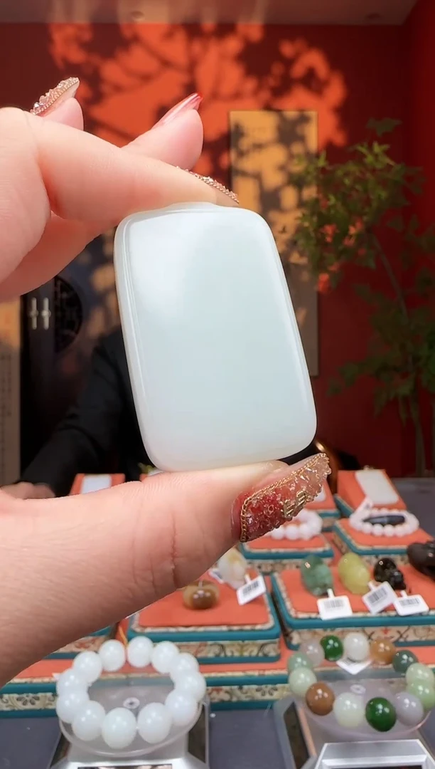 【闪购商品】和田玉吊坠未镶嵌吊坠