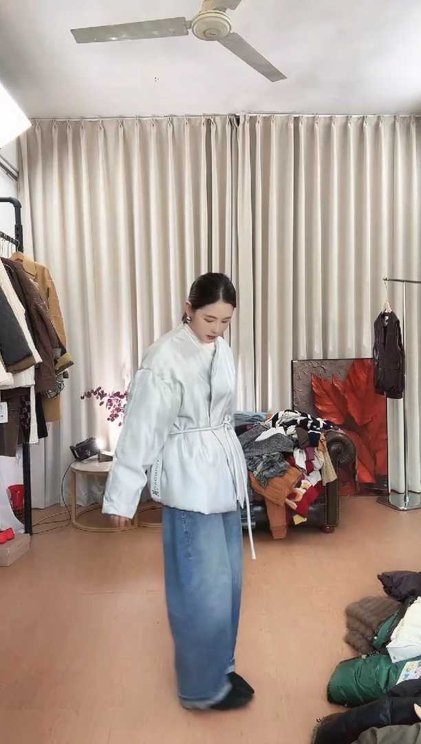 8805羽绒系带外套