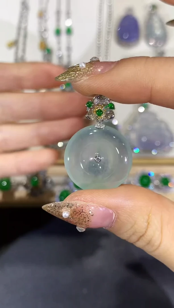 翡翠18K金镶嵌吊坠(不含链)团购17