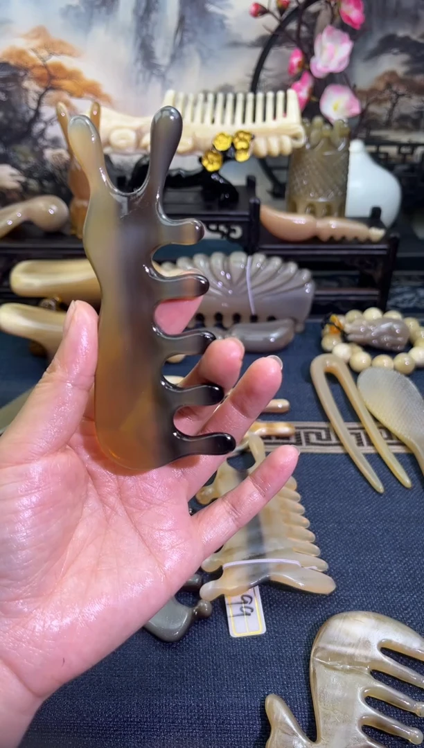 云南老白水小怪兽