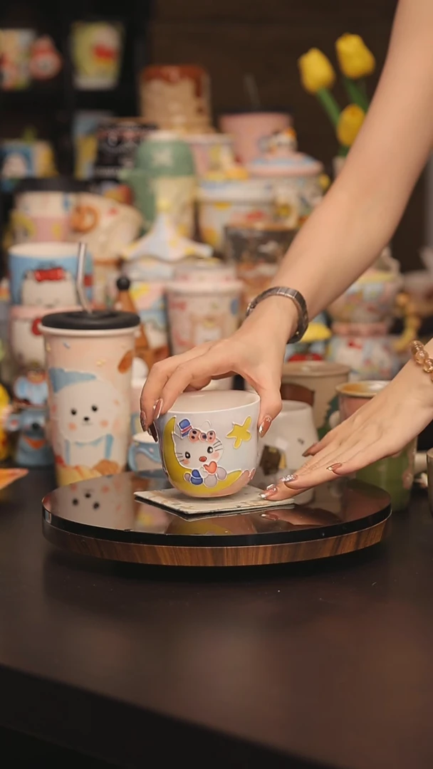 景德镇釉下彩绘设计师款式陶瓷