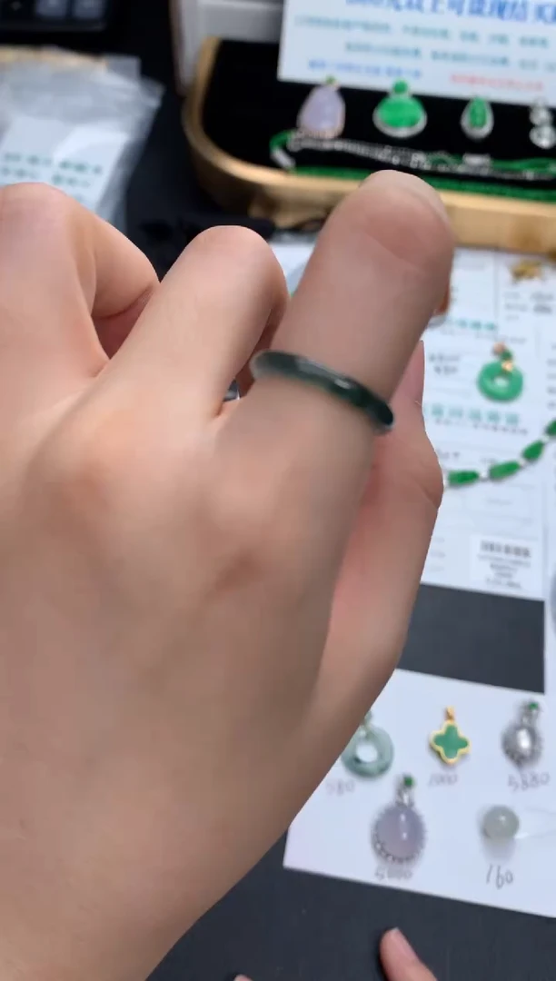颈饰未镶嵌翡翠48小时鉴赏期 退货不扣服务费