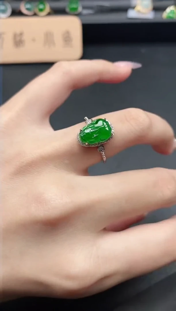 翡翠戒指银S925镶嵌51511