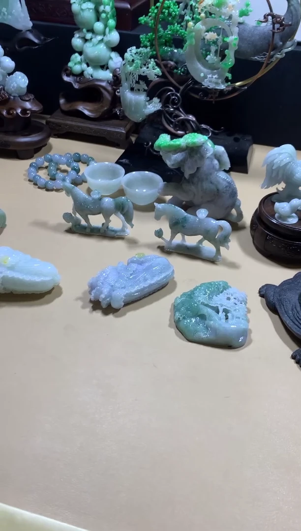 【闪购商品】翡翠摆件未镶嵌翡翠摆件