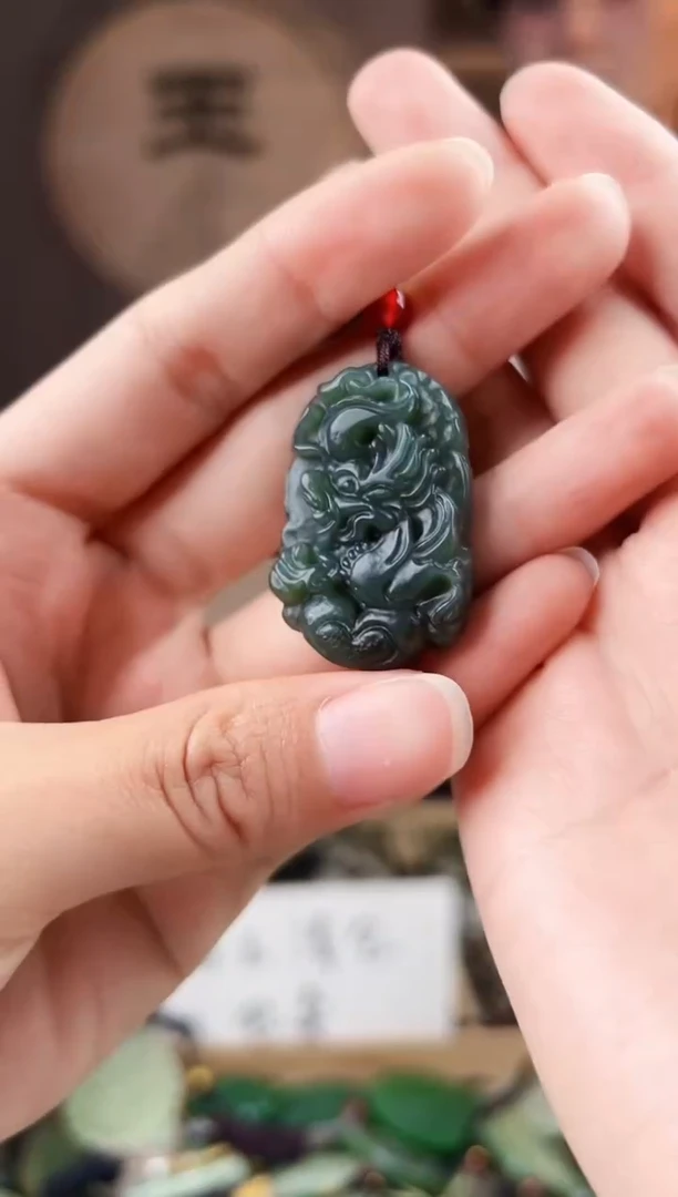 颈饰未镶嵌和田玉拍一发一，多样性发货