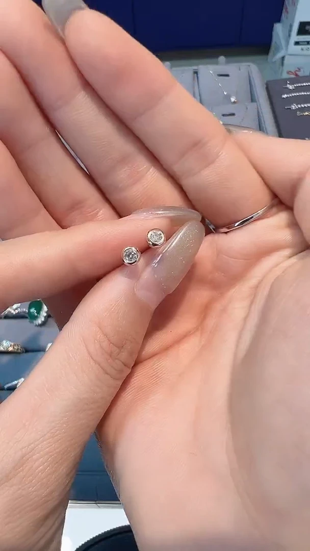 【闪购商品】钻石/18K金镶嵌多样性发一