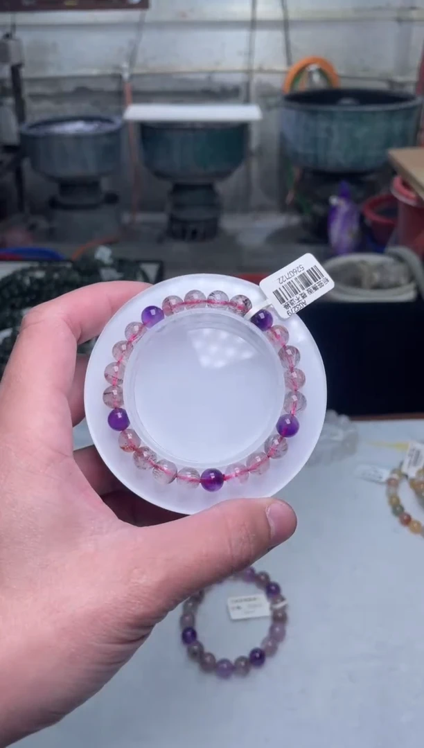 【闪购商品】水晶手串未镶嵌彩超七7多样性发其一