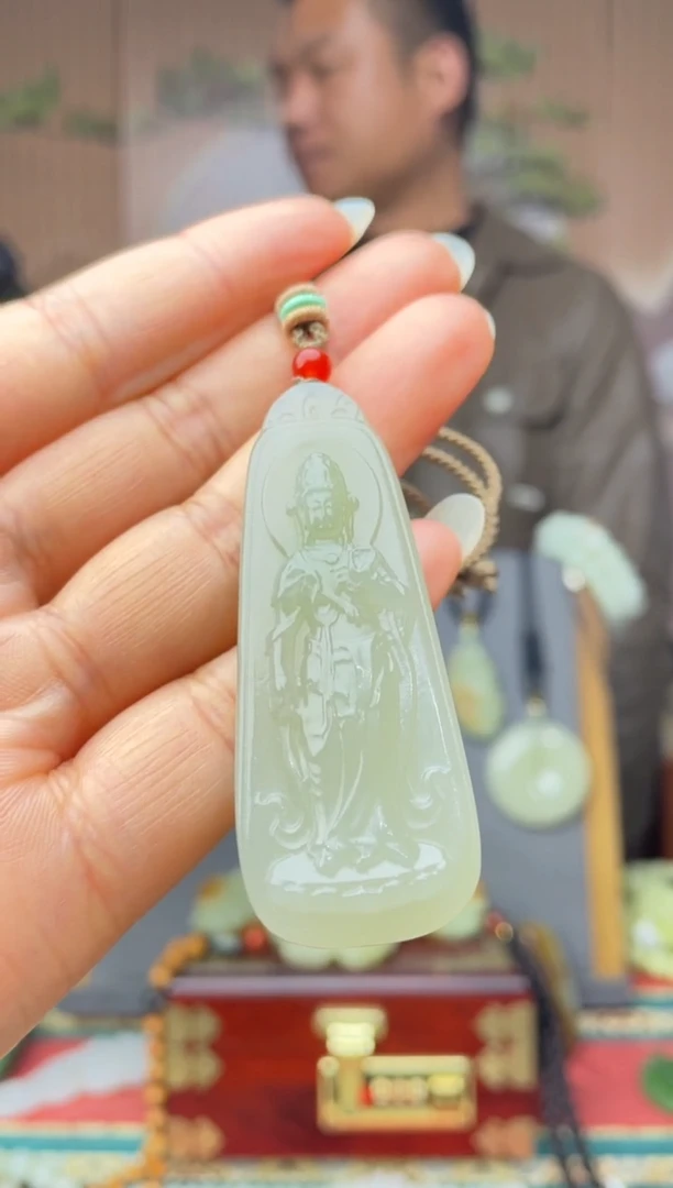 颈饰未镶嵌和田玉拍一发一