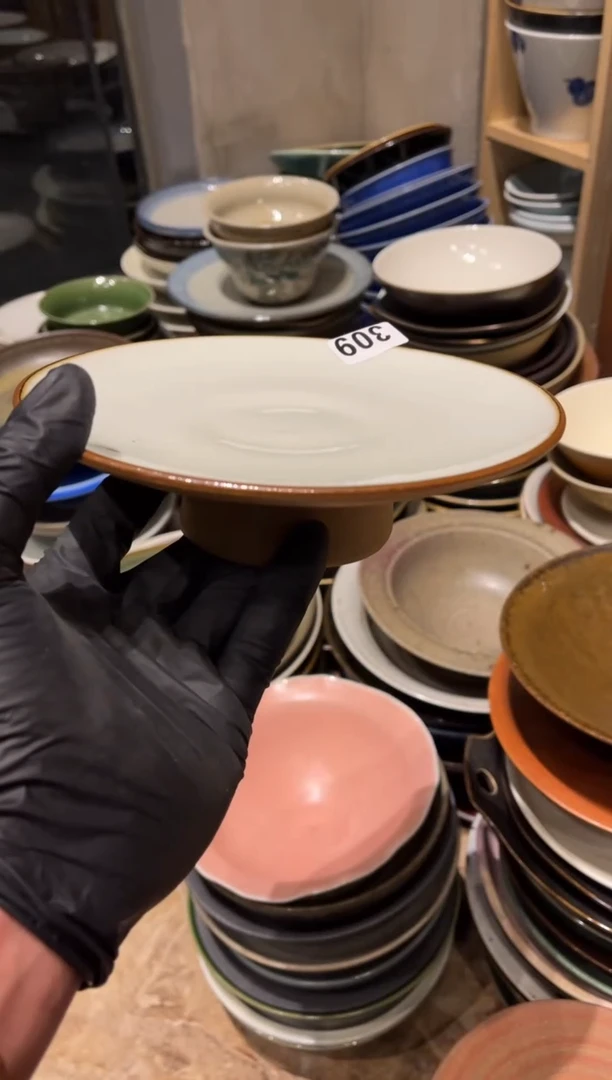 【闪购商品】瓷片309  微瑕外陶内青高足平盘1个